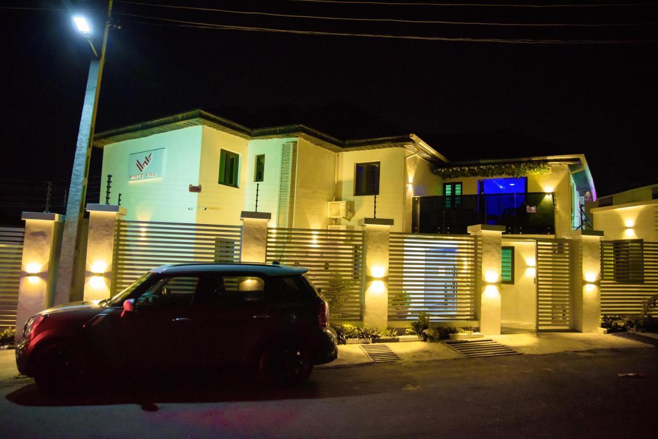 White Vill Hospitality And Homes Ibadan Exterior photo